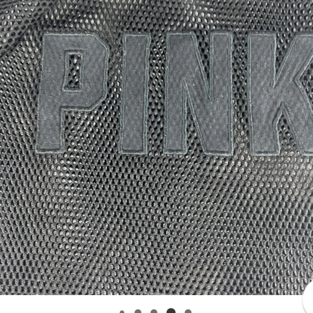 VS PINK FISHNET TOP🖤 - Picture 4 of 8